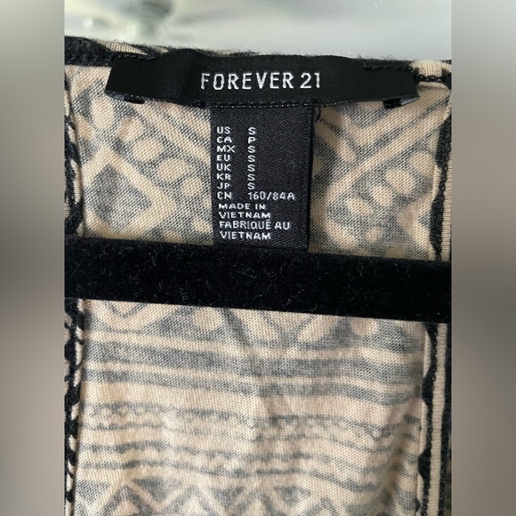 F21 Maxi Sundress - Picture 2 of 3